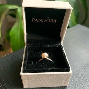 Pearl pandora ring